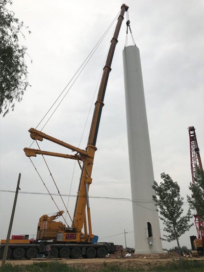 利勃海爾500噸汽車吊龍源武城二期塔筒吊裝