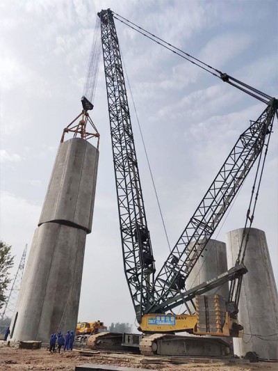 三一630履帶吊豫能風(fēng)場混塔吊裝